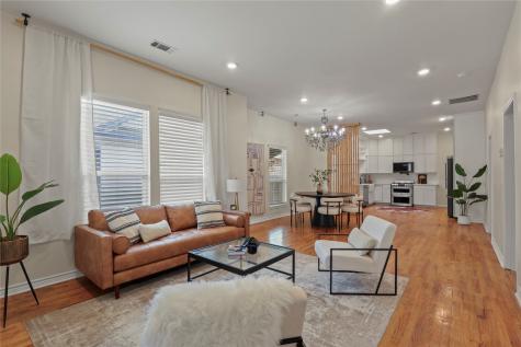 836 W 8th Street Dallas TX 75208
