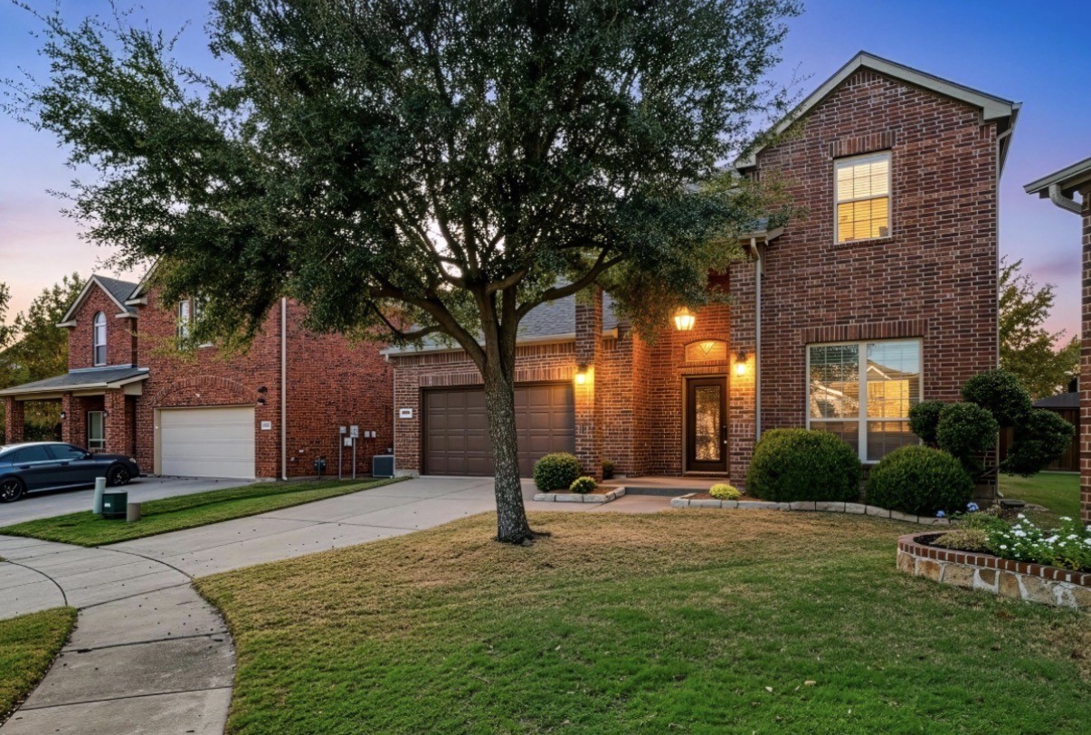 908 Hollowbrook Circle Mckinney TX 75072