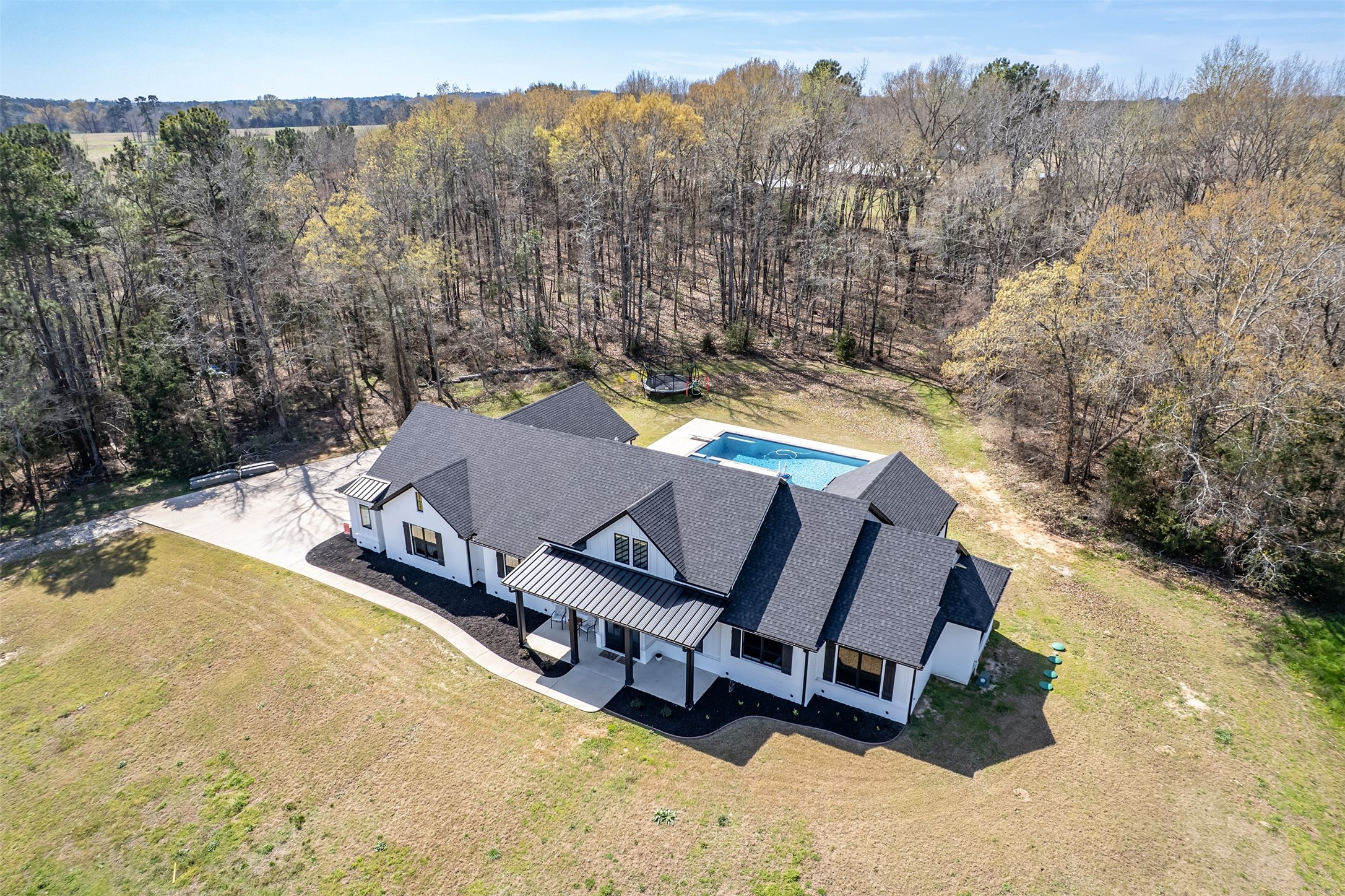 192 Cr 4707 Troup TX 75789