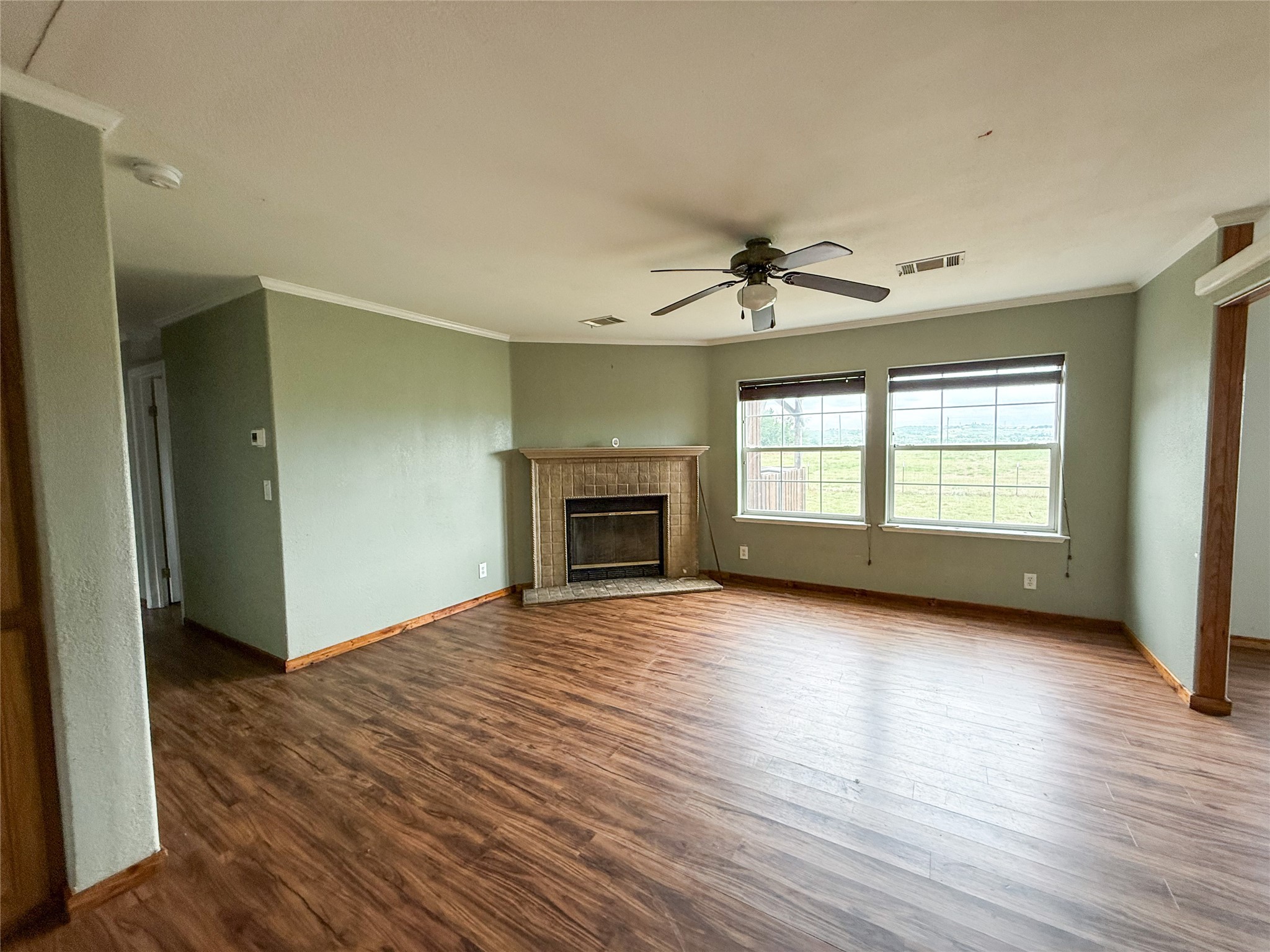 2749 Mcgregor South Loop Mcgregor TX 76657