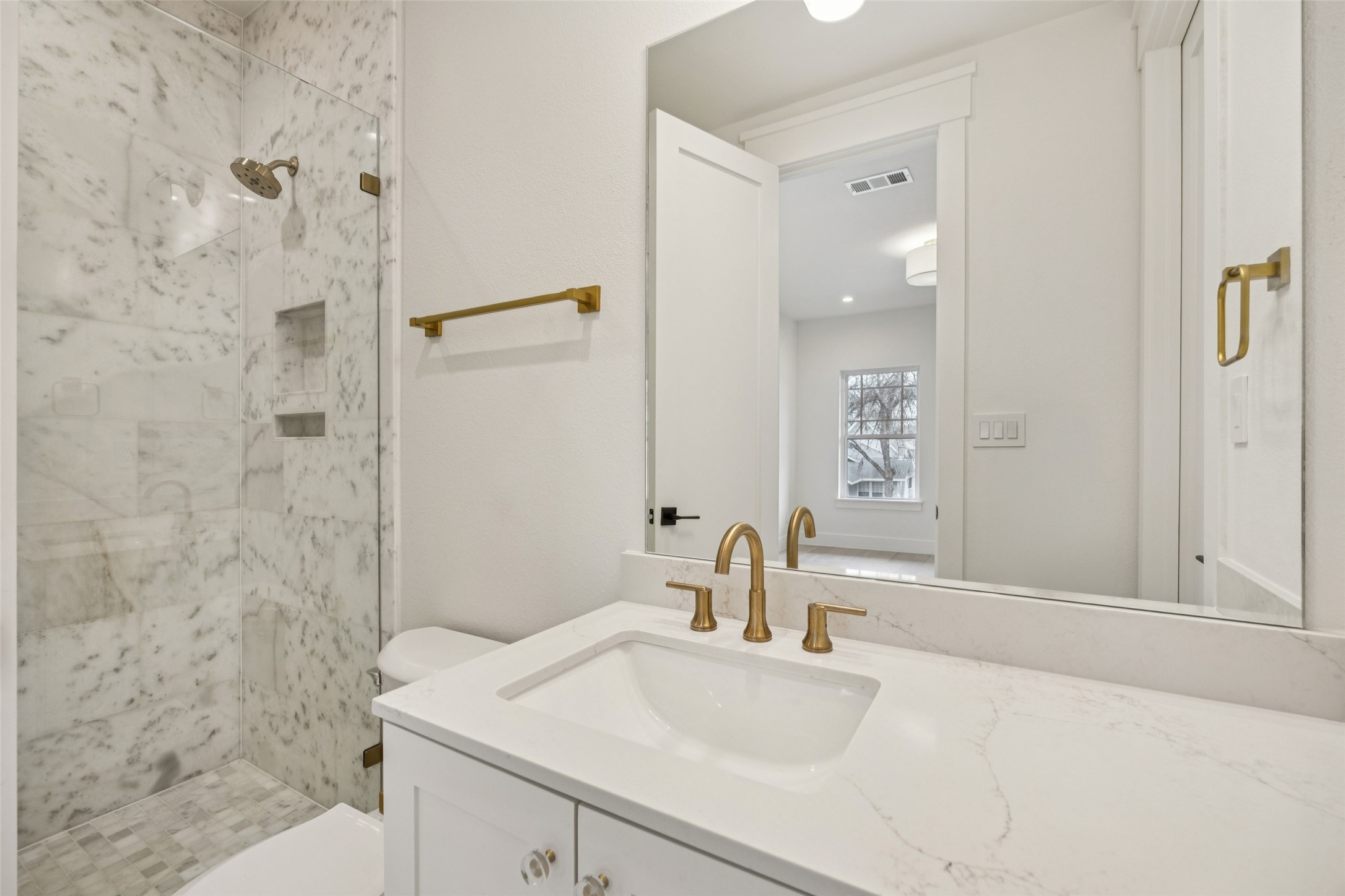 5438 Bonita Avenue Dallas TX 75206