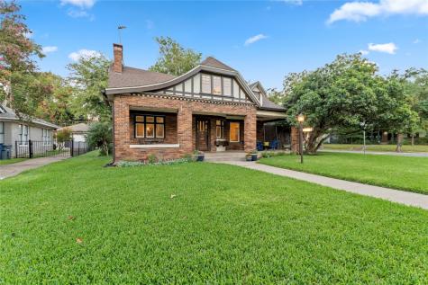 702 N Glasgow Drive Dallas TX 75214