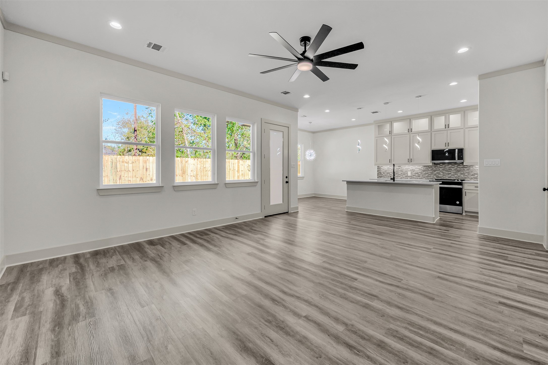 715 E Jefferson Street Waxahachie TX 75165