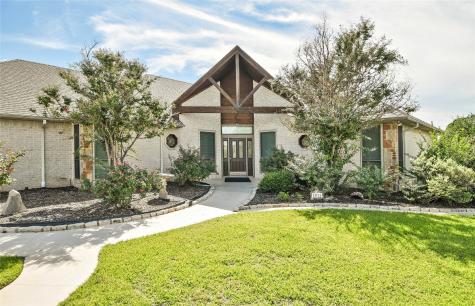 1016 Bentwater Parkway Granbury TX 76049