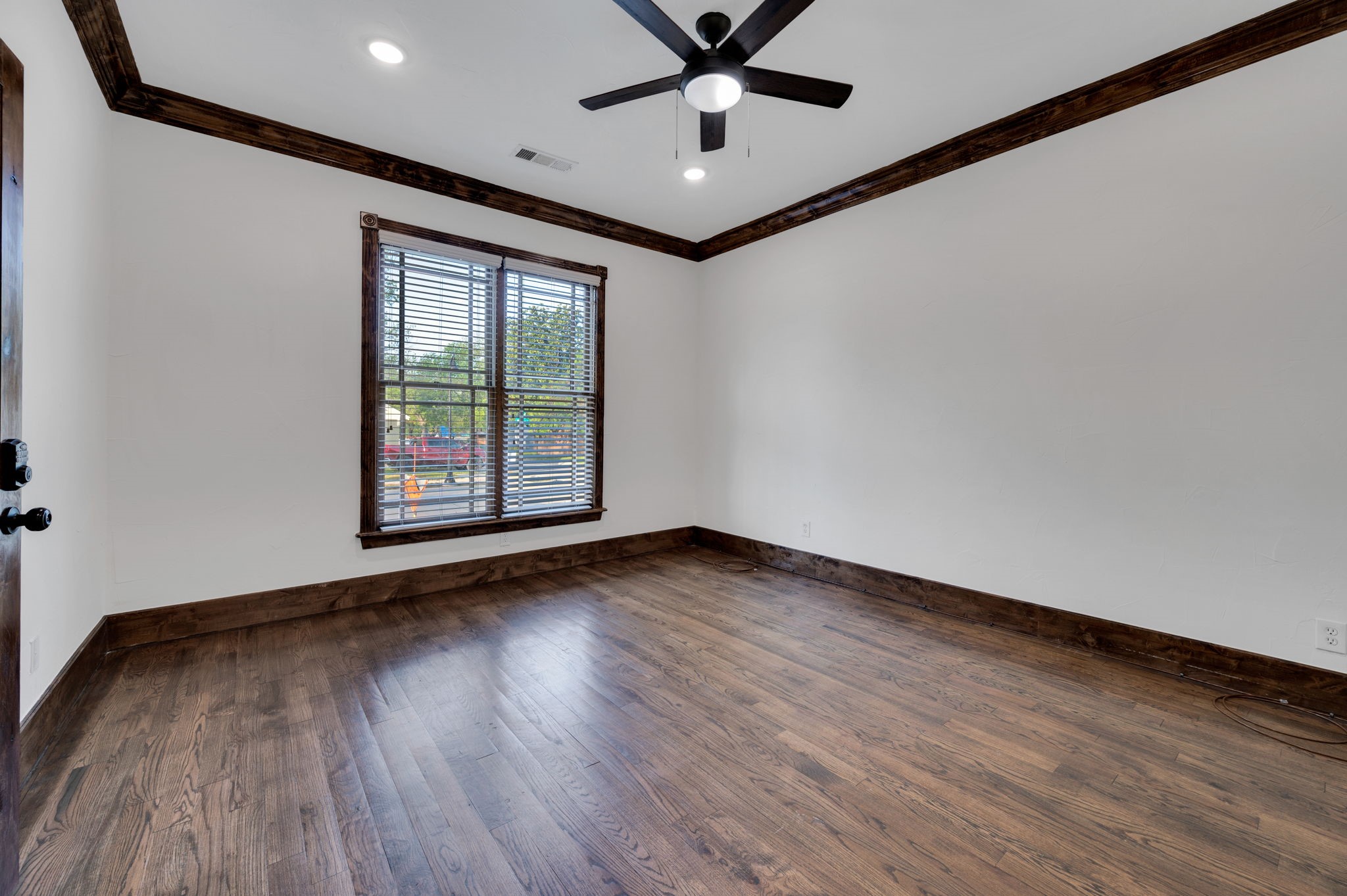412 Royal Street Waxahachie TX 75165