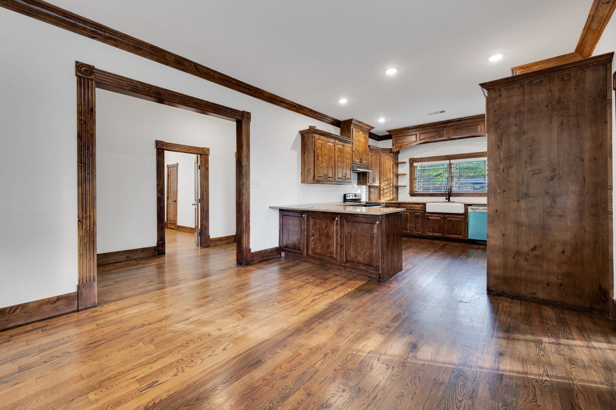 412 Royal Street Waxahachie TX 75165