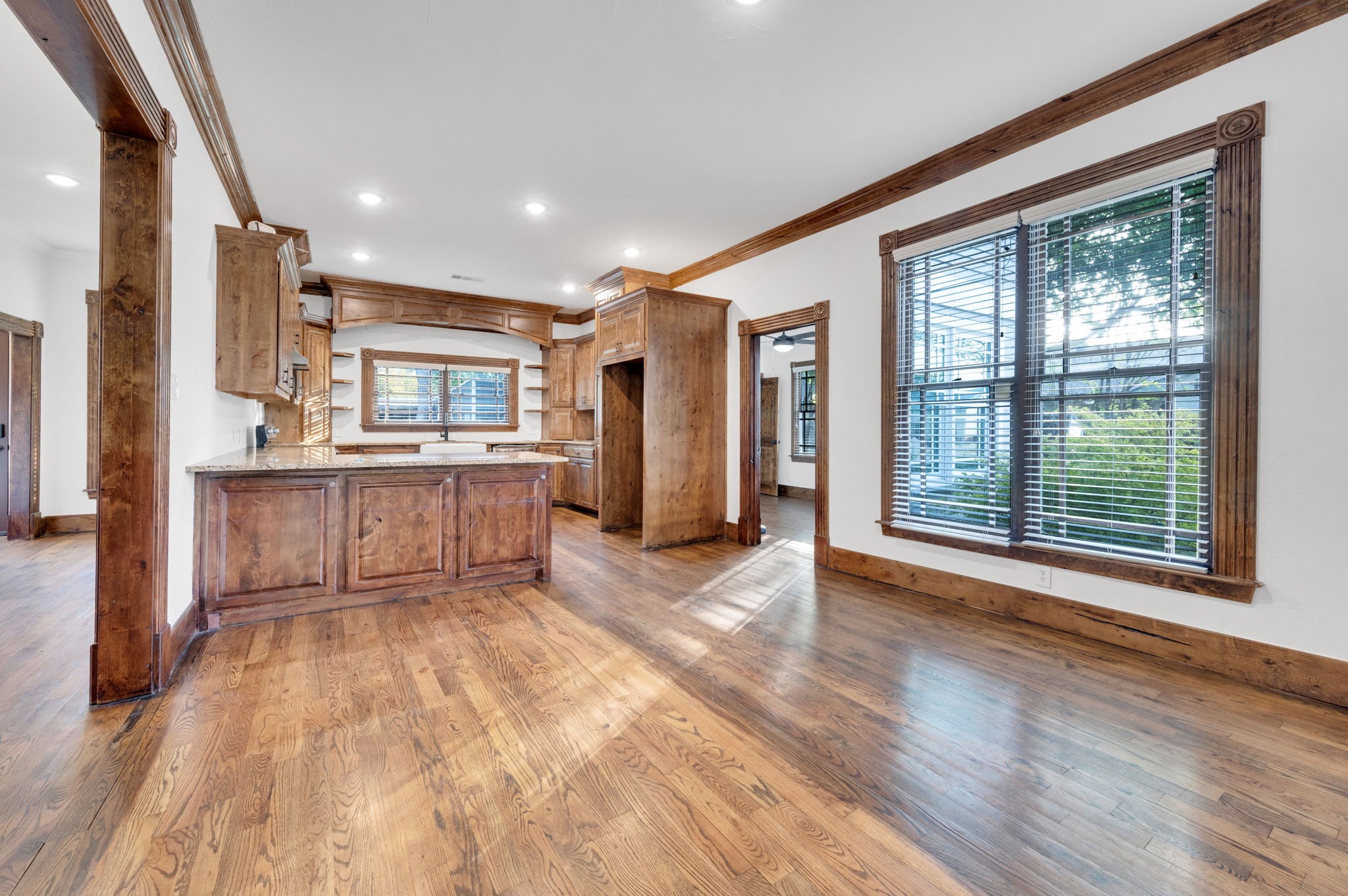 412 Royal Street Waxahachie TX 75165