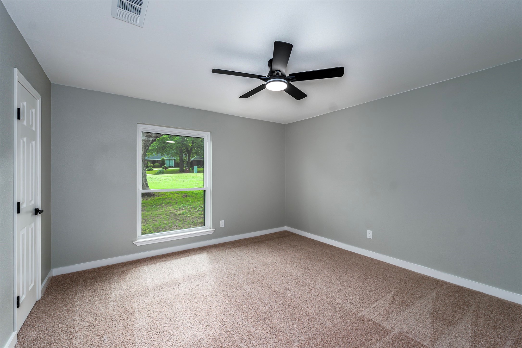 2004 Tarver Road Burleson TX 76028