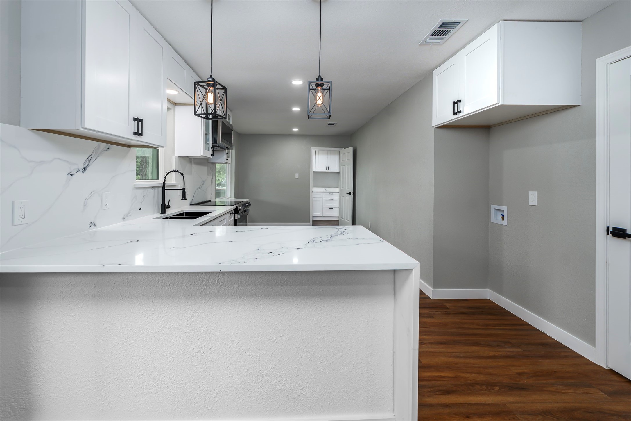 2004 Tarver Road Burleson TX 76028