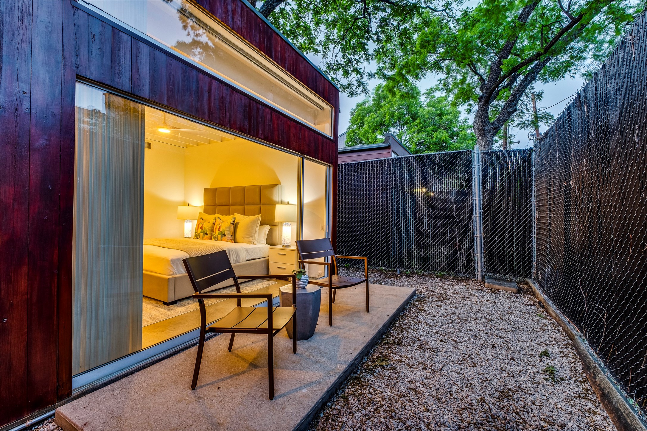 2714 Throckmorton Street Dallas TX 75219