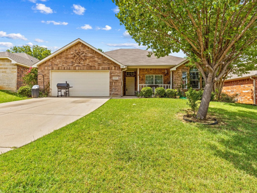 1316 Maple Terrace Drive Mansfield TX 76063