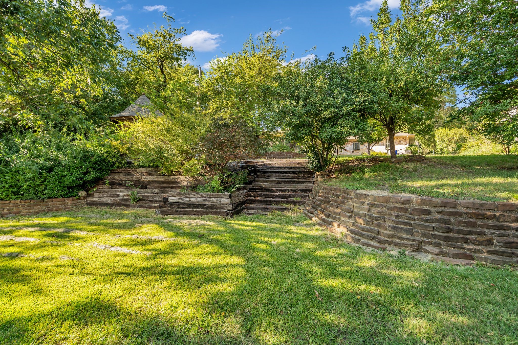 2972 Maydelle Lane Farmers Branch TX 75234