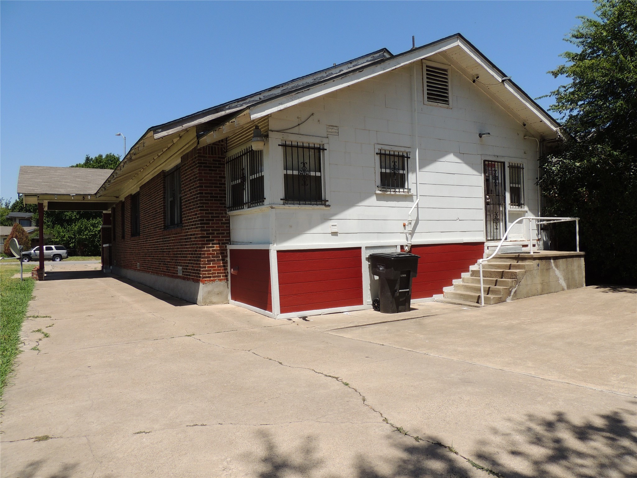2721 Hemphill Street Fort Worth TX 76110