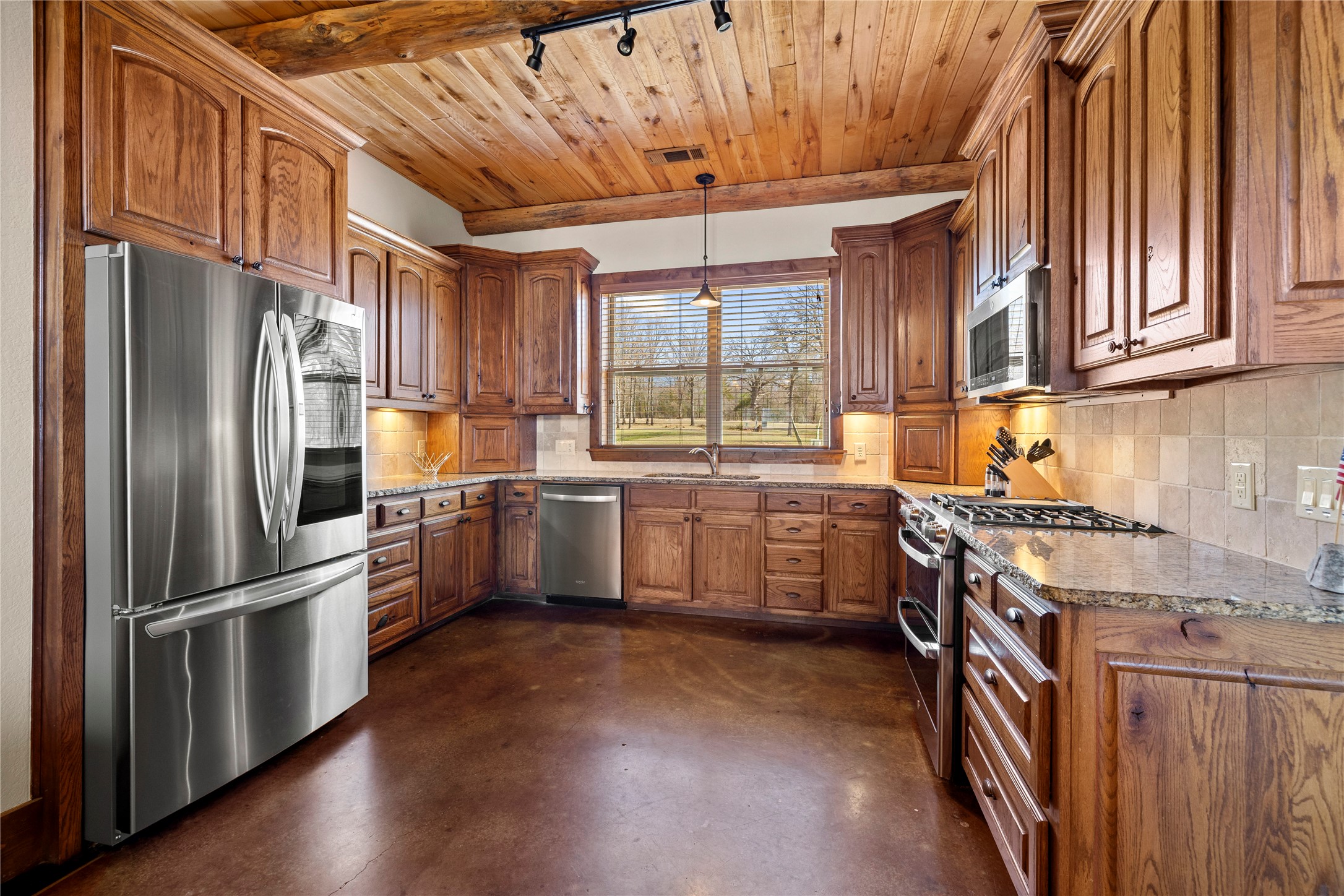 788 Rs County Road 3500 Emory TX 75440