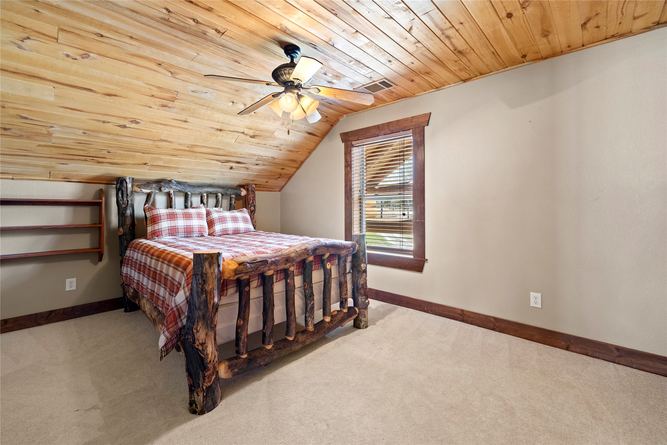 788 Rs County Road 3500 Emory TX 75440