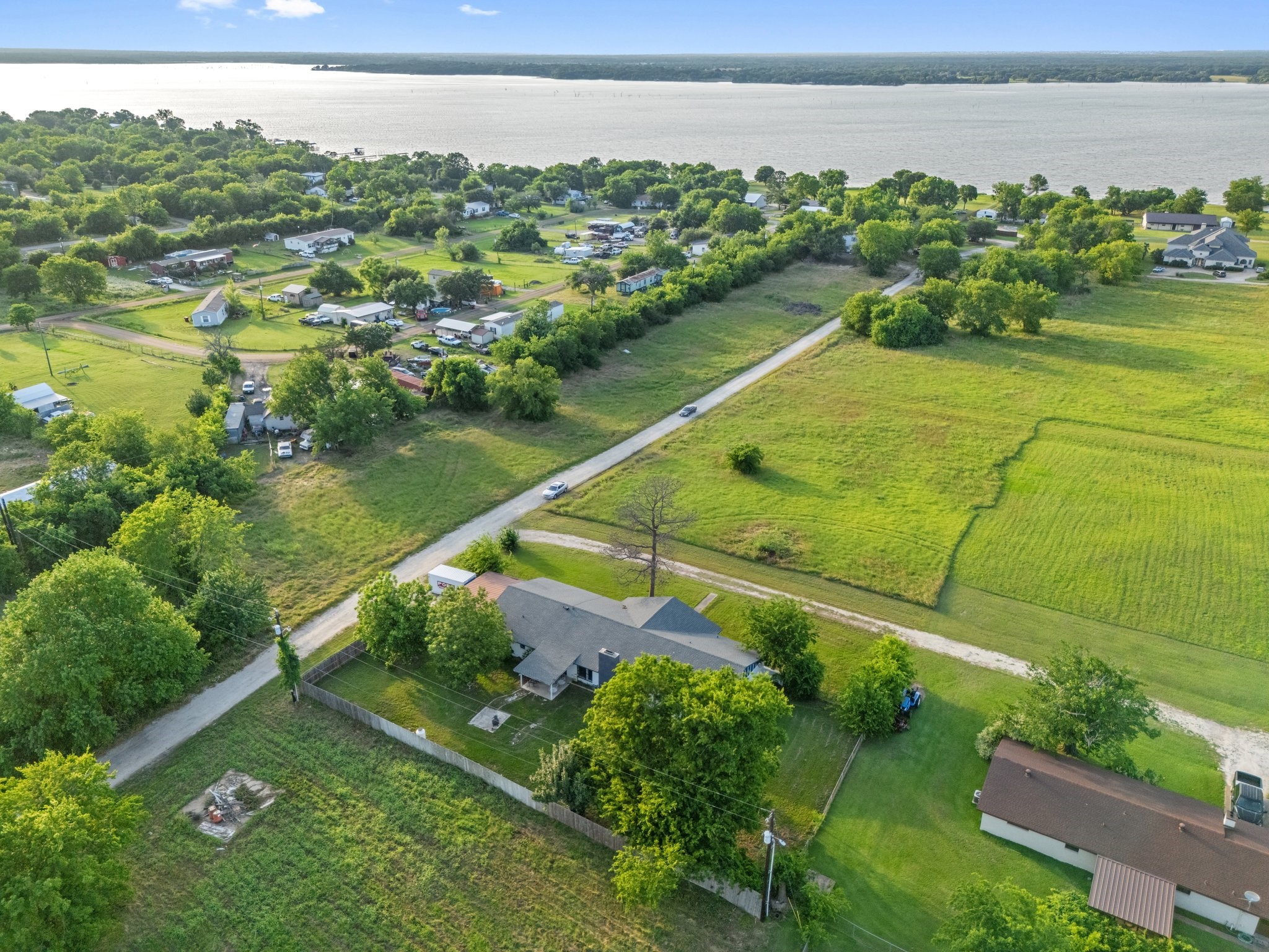 713 W Rosemary Street Quinlan TX 75474