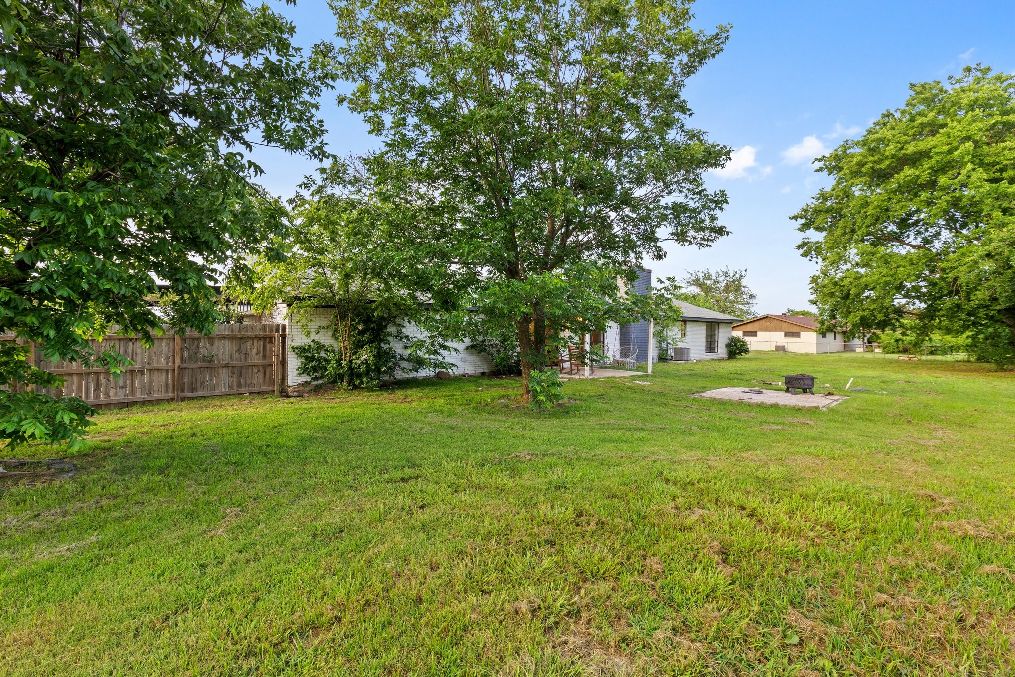 713 W Rosemary Street Quinlan TX 75474