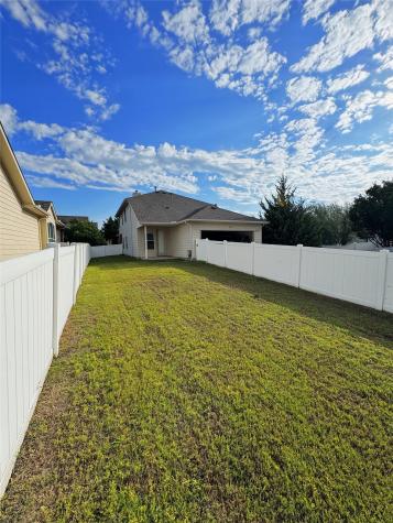 1008 Caudle Lane Savannah TX 76227