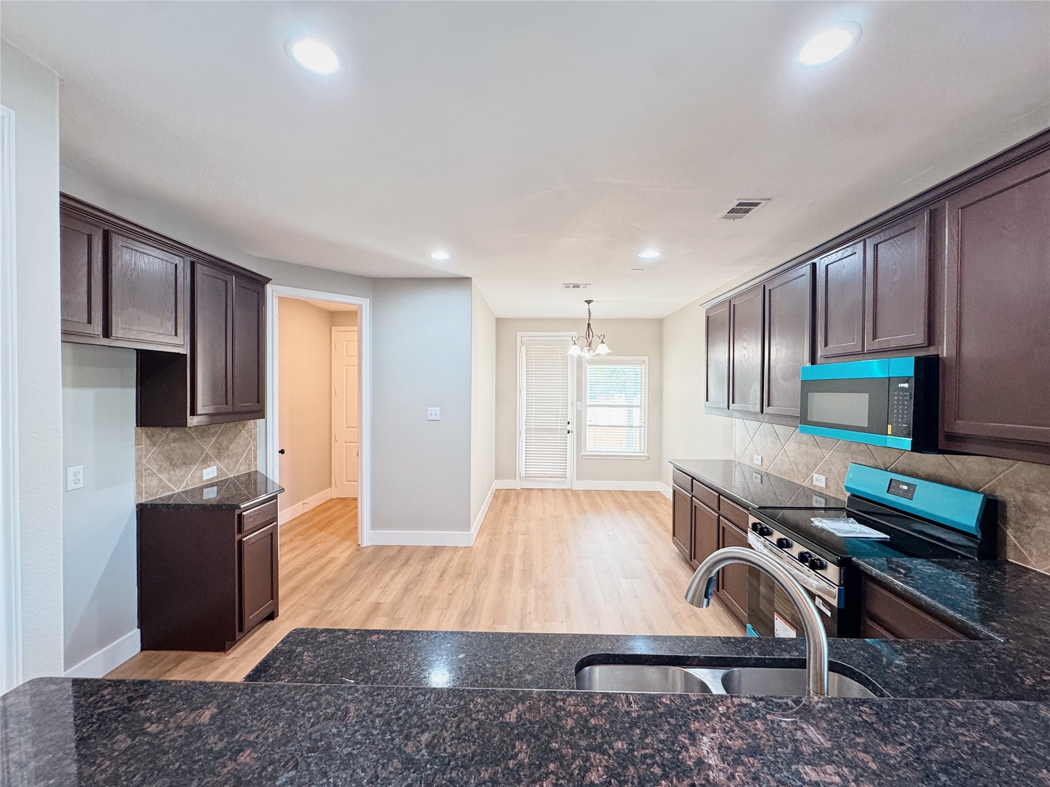 1008 Caudle Lane Savannah TX 76227