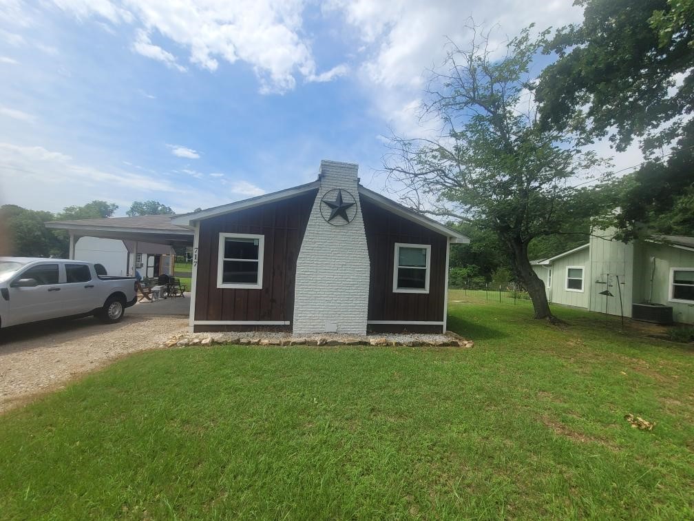 717 Midway Road Tool TX 75143