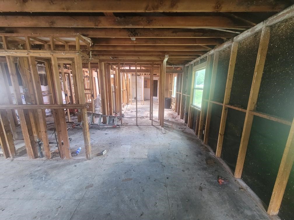 717 Midway Road Tool TX 75143