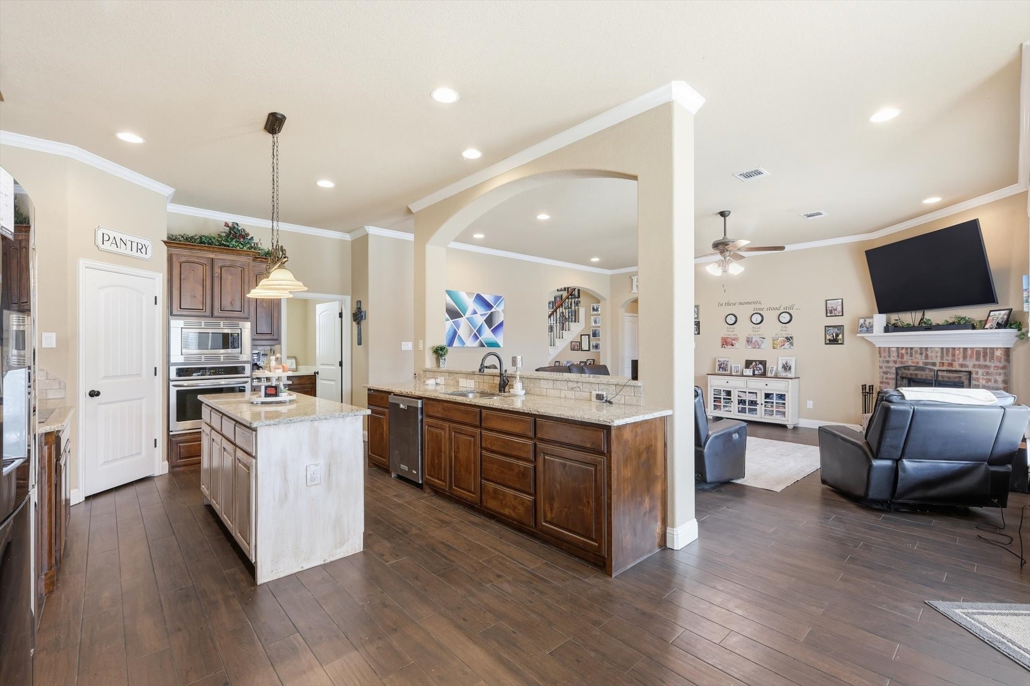 160 Kelly Drive Waxahachie TX 75167
