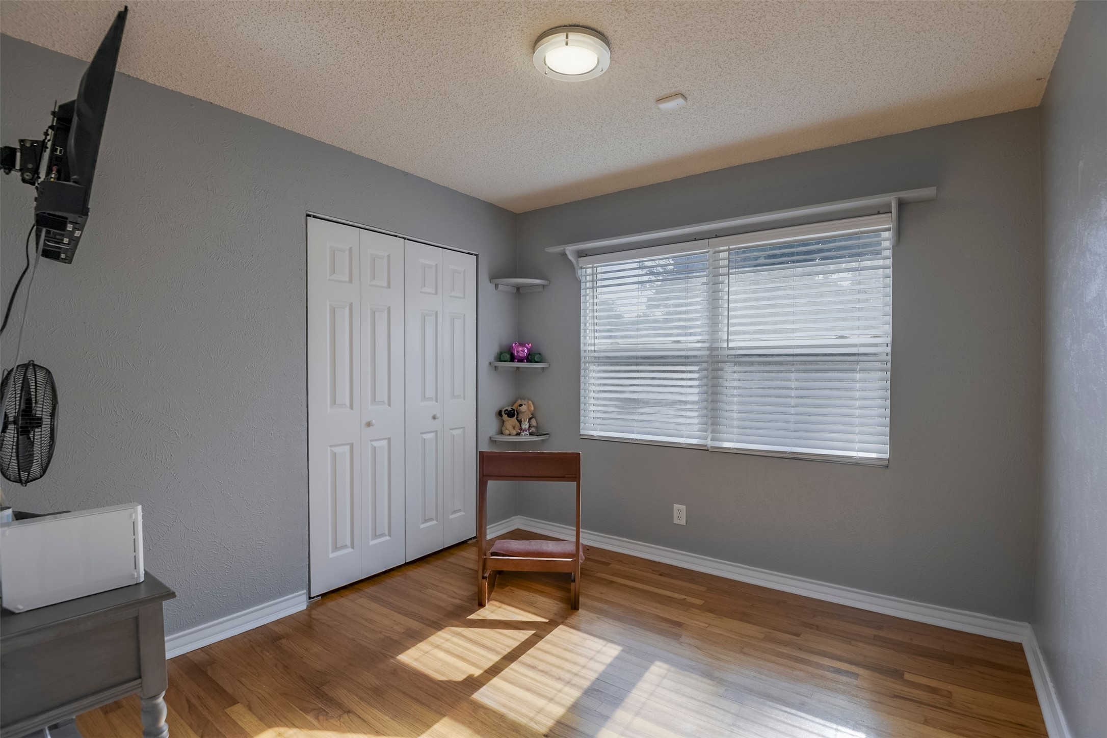 741 Cullum Avenue Hurst TX 76053