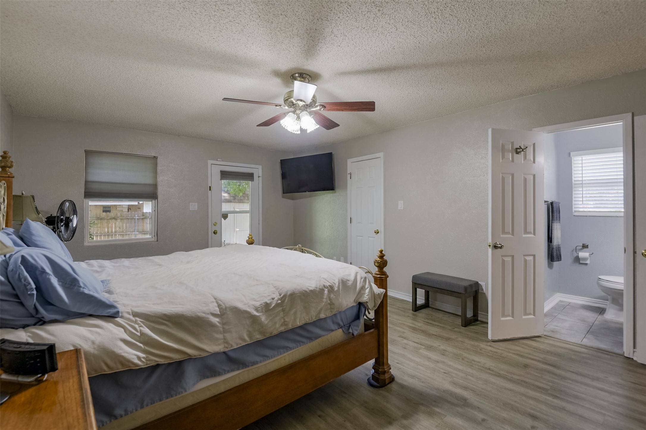 741 Cullum Avenue Hurst TX 76053