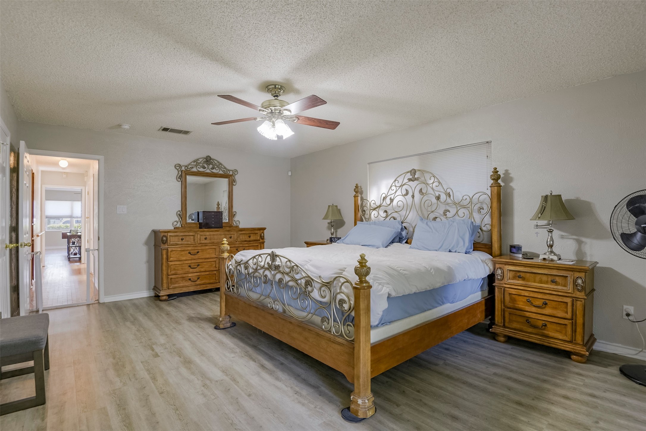 741 Cullum Avenue Hurst TX 76053