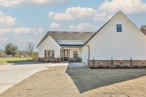 1825 Meadowview Canton TX 75103