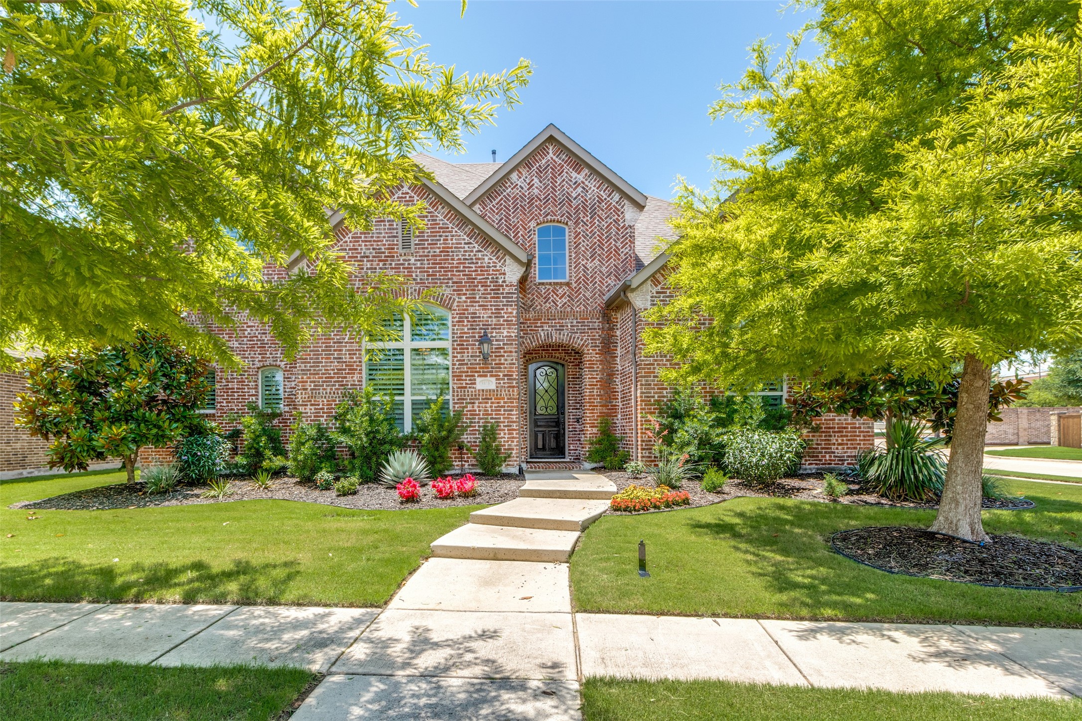 8873 Sutton Drive Frisco TX 75035
