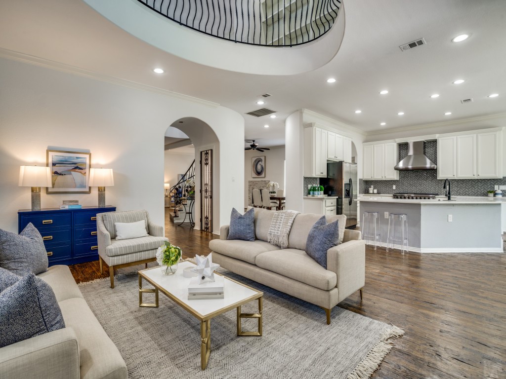 5230 Miller Avenue Dallas TX 75206