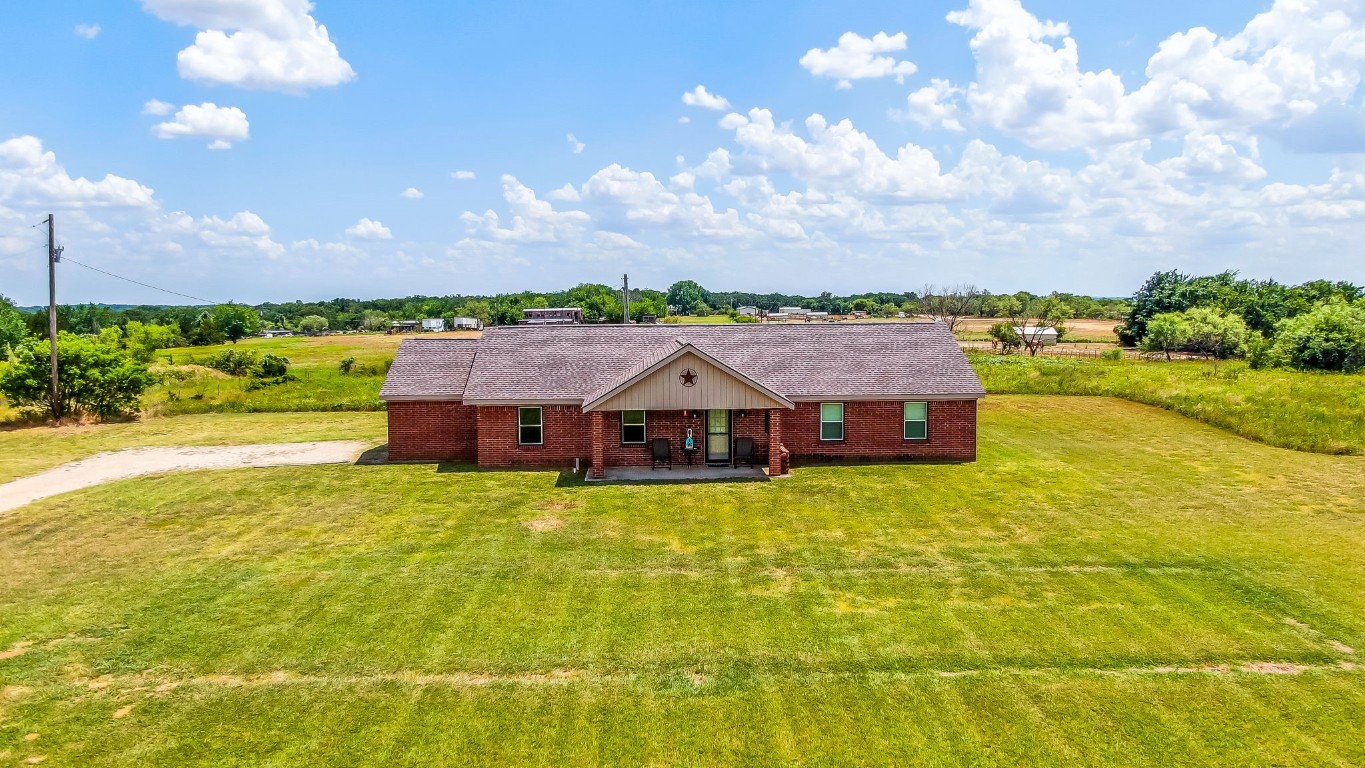 434 County Road 4287 Decatur TX 76234