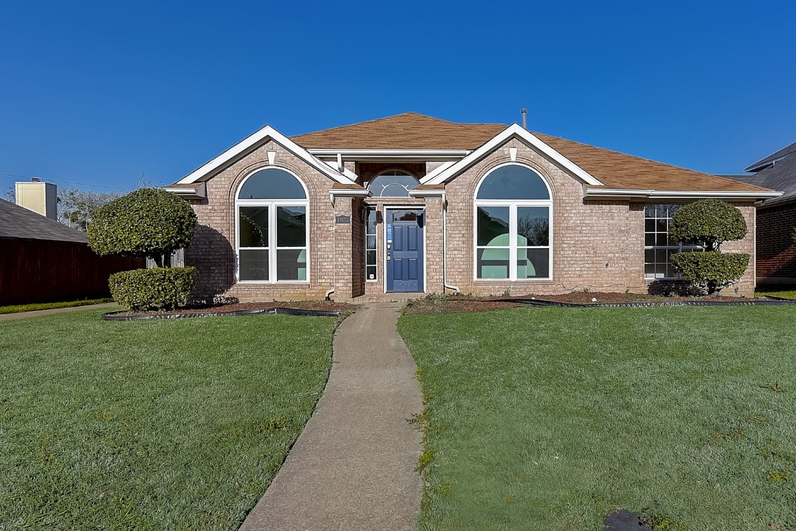 1025 Essex Drive Cedar Hill TX 75104