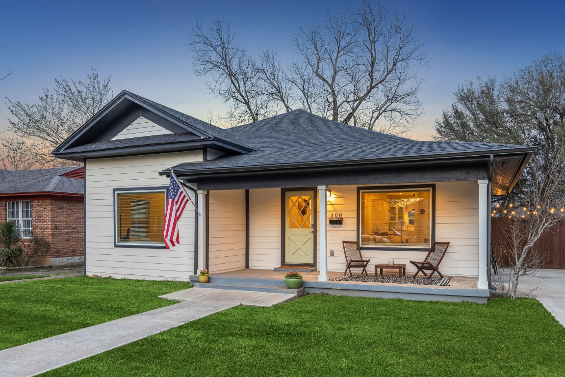 308 S Brighton Avenue Dallas TX 75208