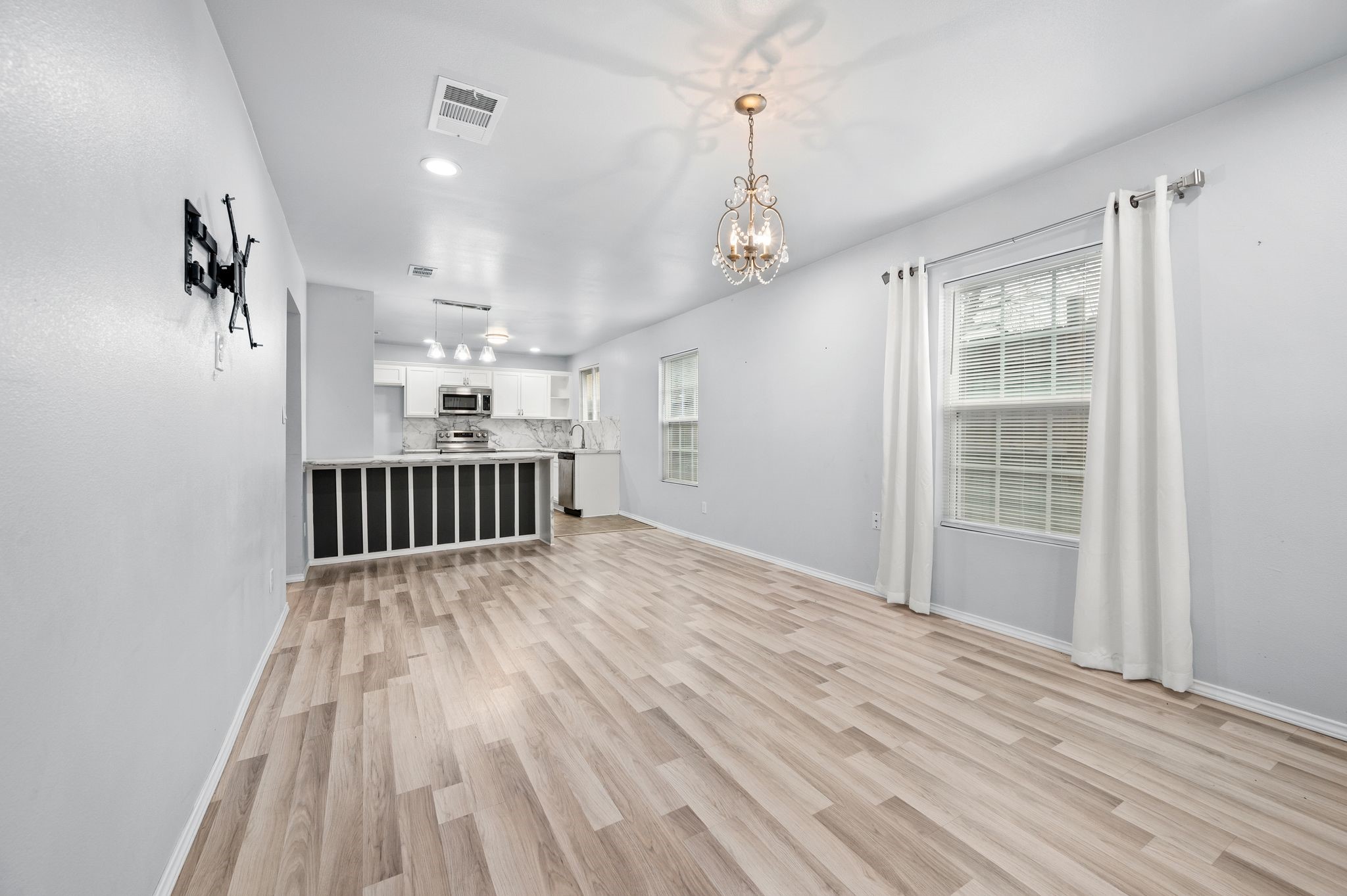 5617 Blackmore Avenue Fort Worth TX 76107