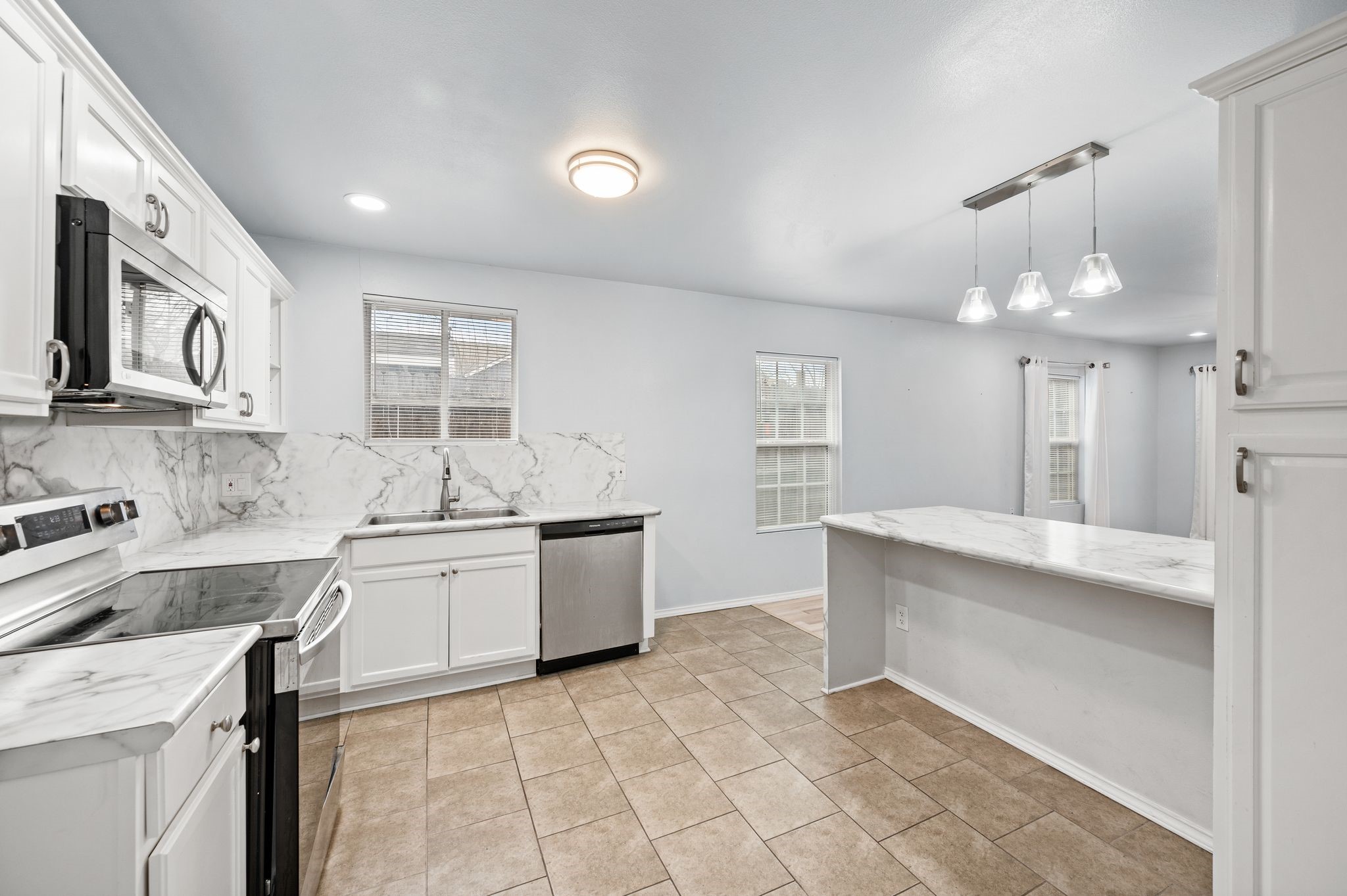 5617 Blackmore Avenue Fort Worth TX 76107