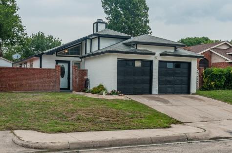 4707 Poppy Drive E Fort Worth TX 76137
