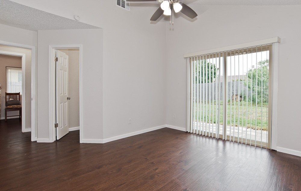 4707 Poppy Drive E Fort Worth TX 76137