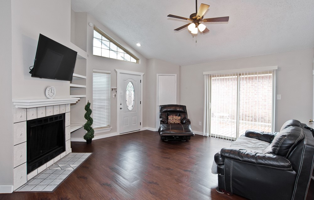 4707 Poppy Drive E Fort Worth TX 76137