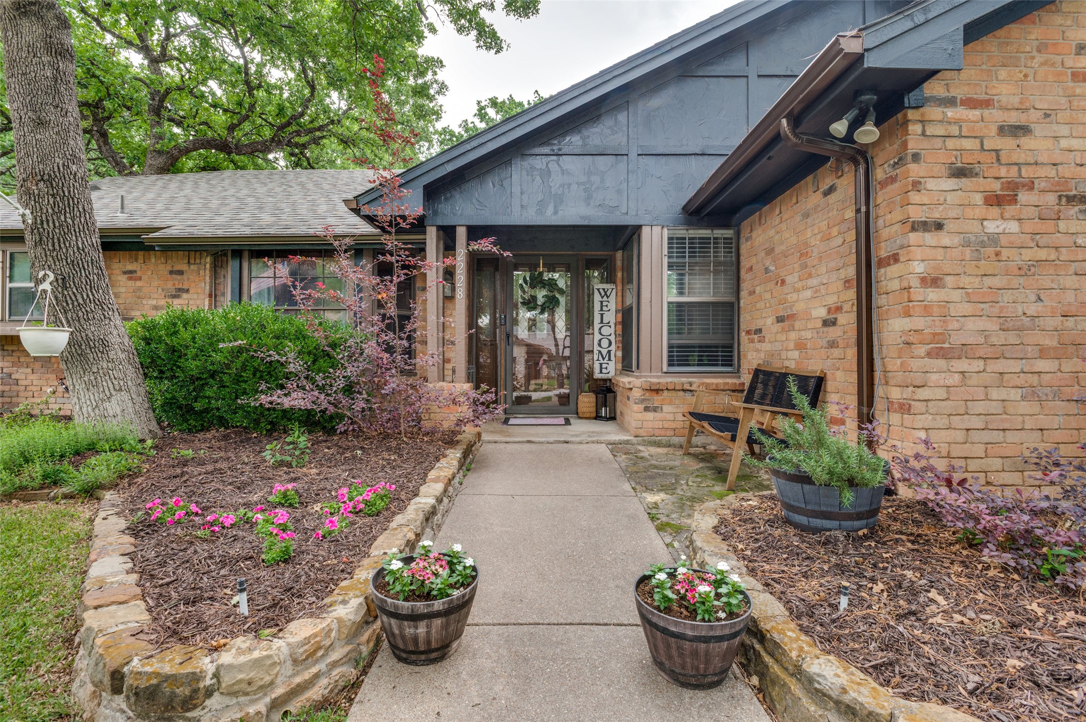 2228 Mountainview Drive Hurst TX 76054