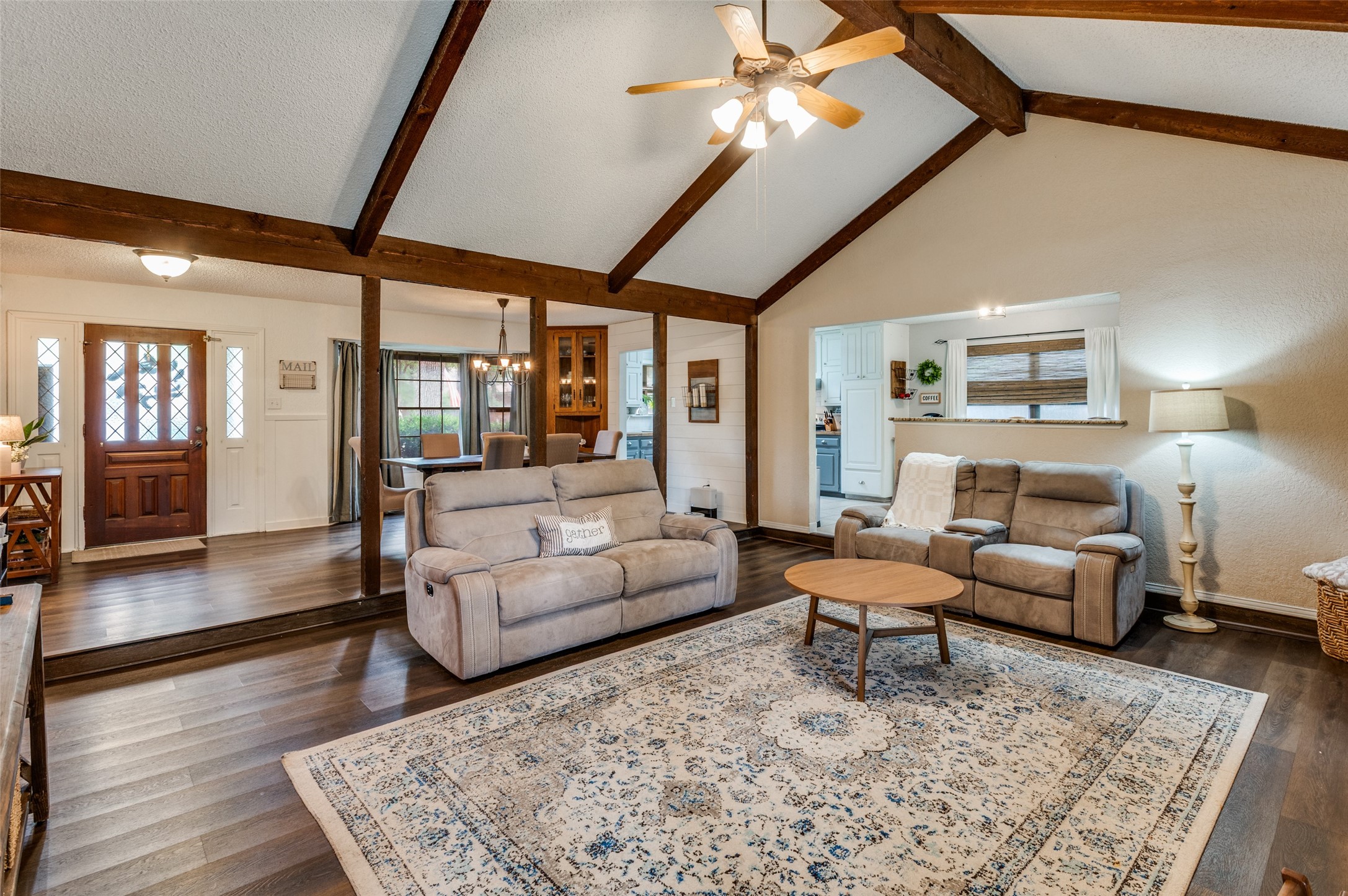 2228 Mountainview Drive Hurst TX 76054