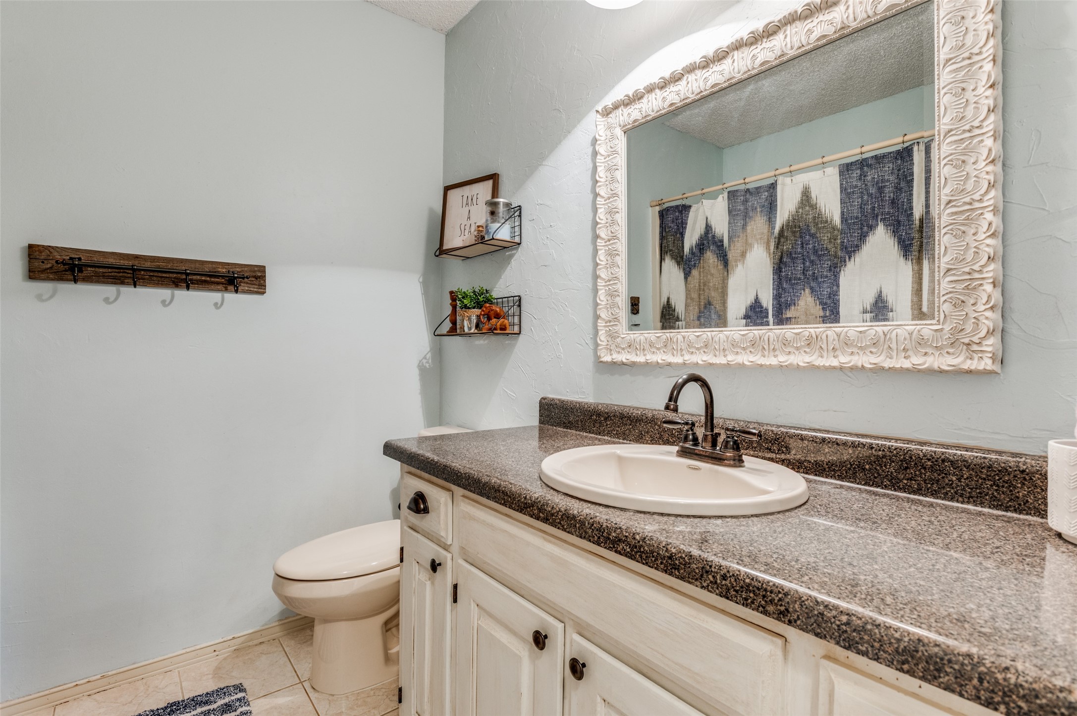 2228 Mountainview Drive Hurst TX 76054