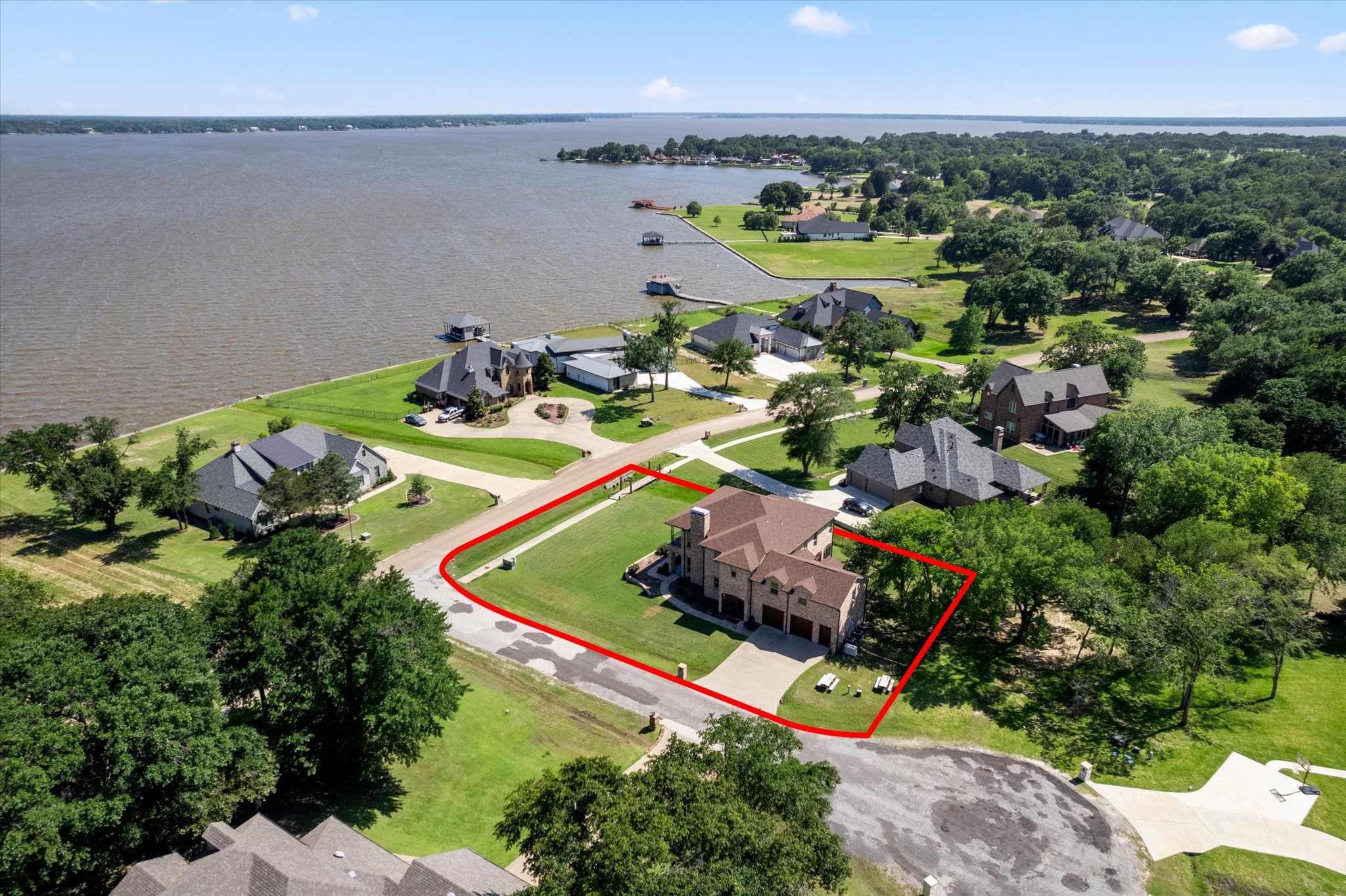 208 Cape Shore Drive Mabank TX 75143