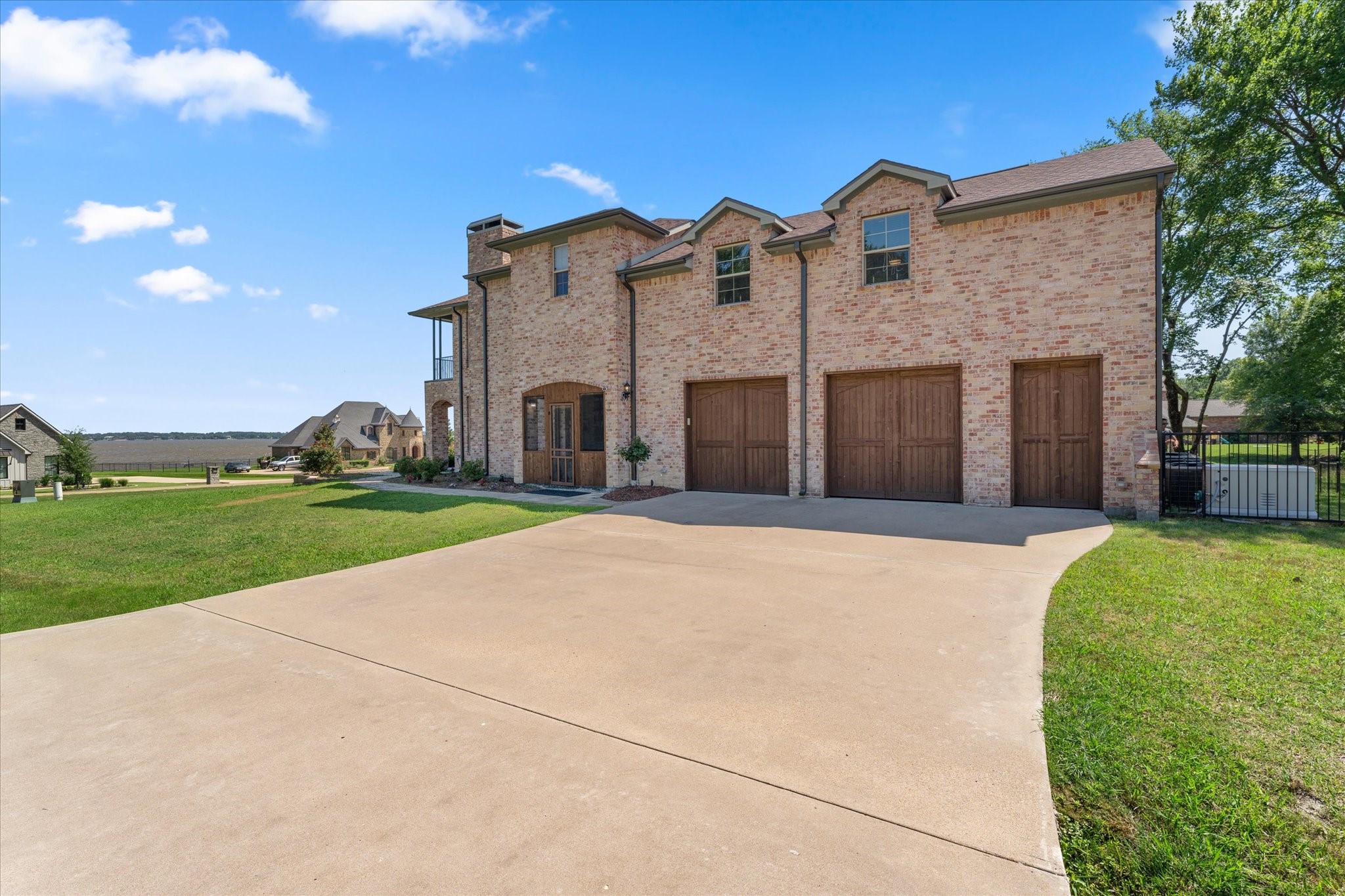 208 Cape Shore Drive Mabank TX 75143