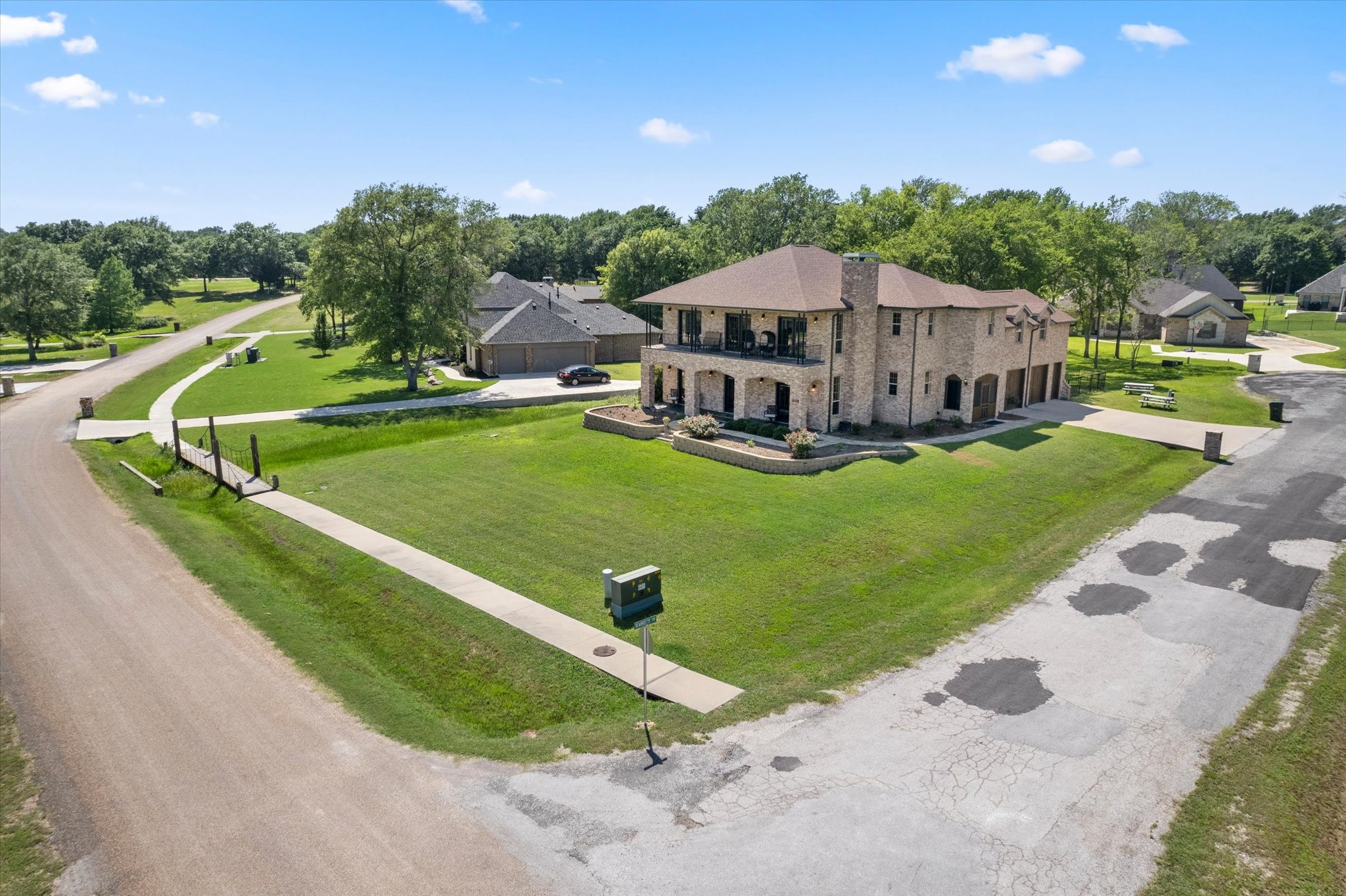 208 Cape Shore Drive Mabank TX 75143