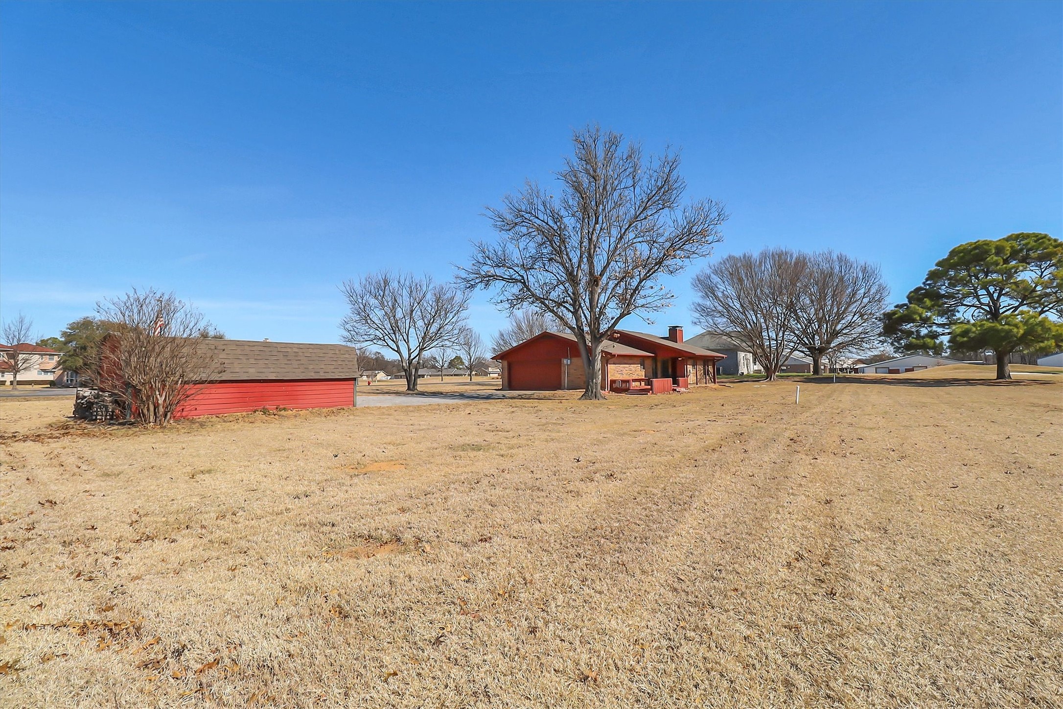 104 Navajo Trail Gainesville TX 76240