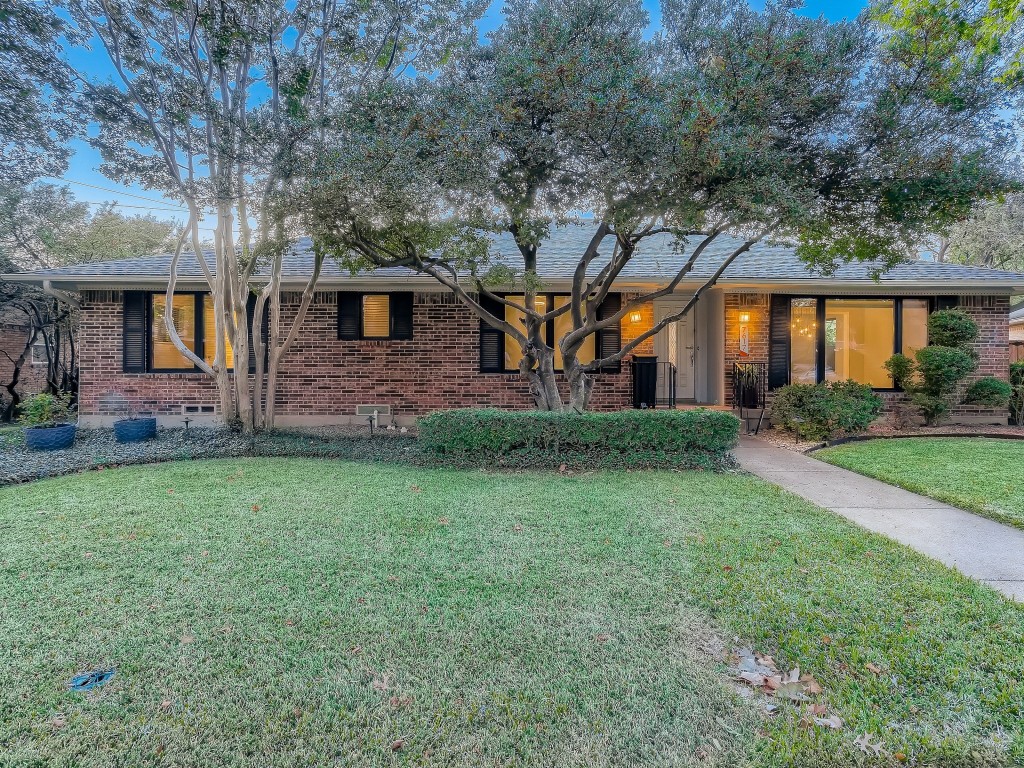 7617 La Verdura Drive Dallas TX 75248