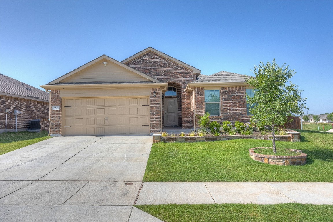 525 Foxhunter Street Fort Worth TX 76131