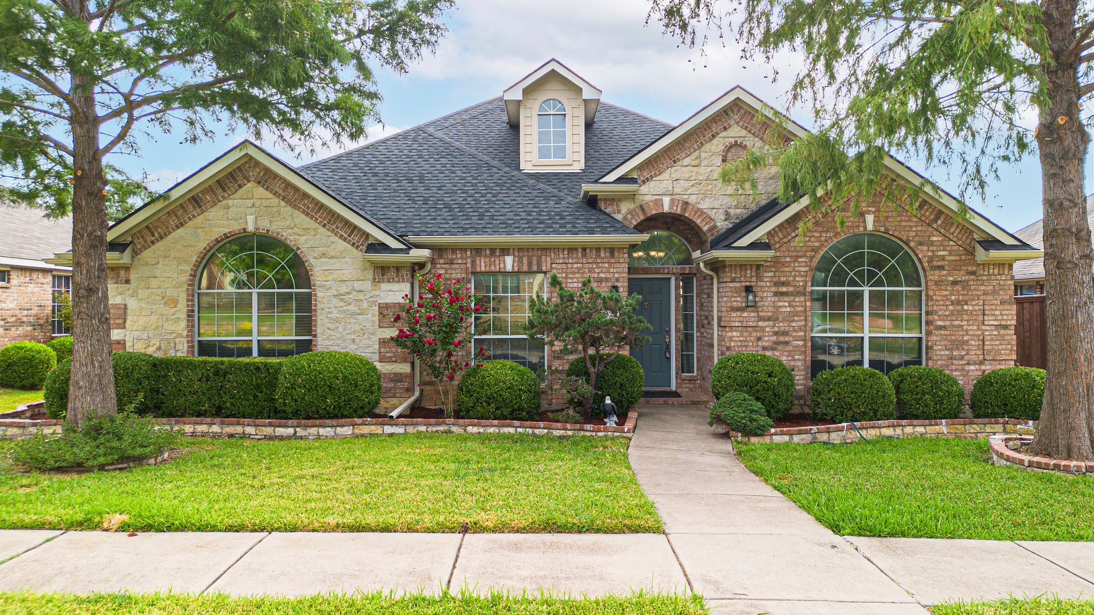 2222 River Canyon Lane Garland TX 75041